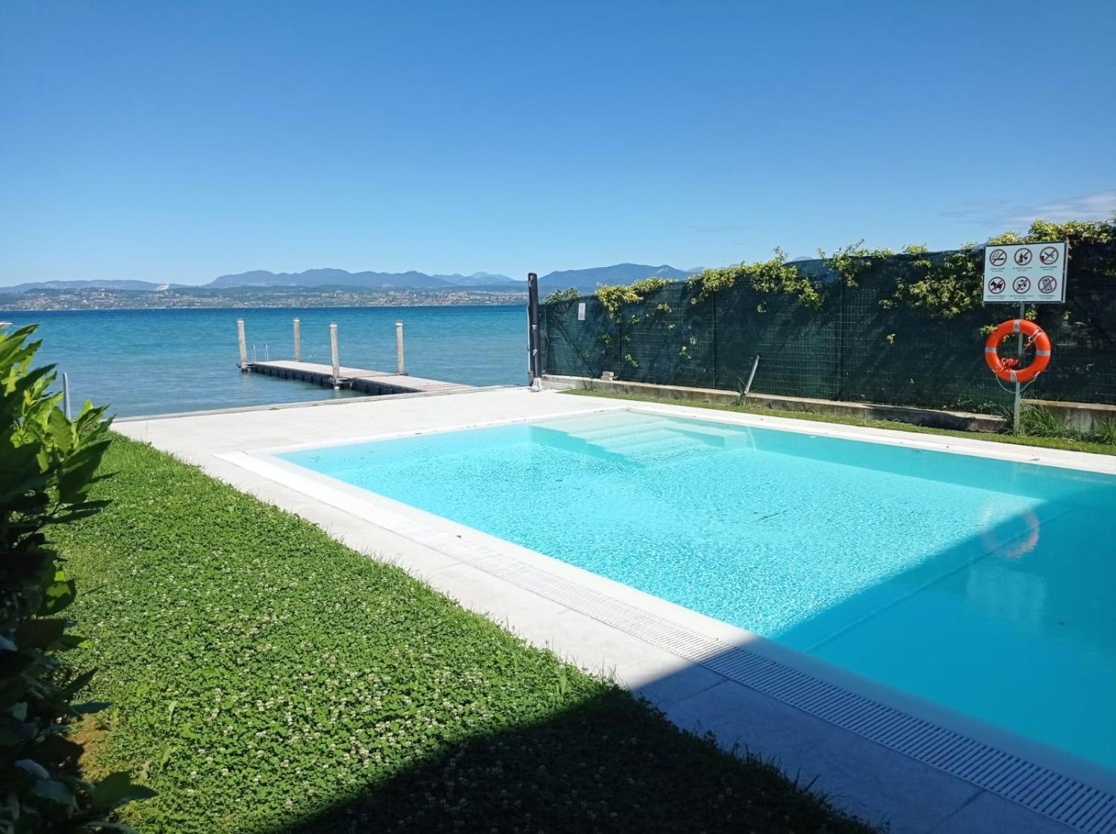 Super Location Front Sirmione